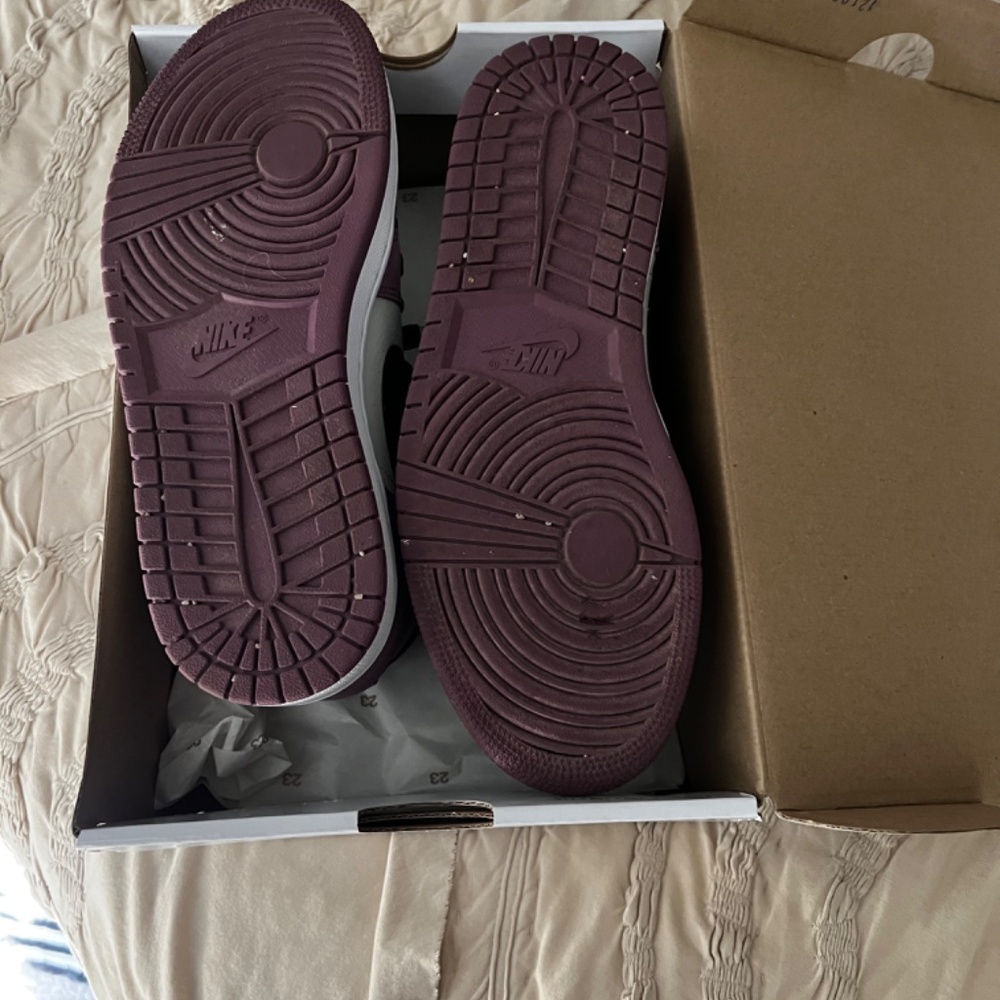 Air Jordan’s - Picture 3 of 4